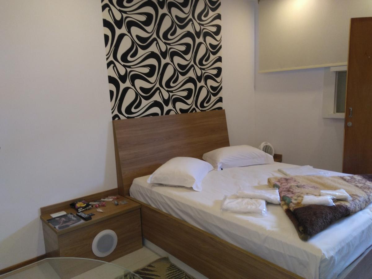Heru's Hotel del amor *